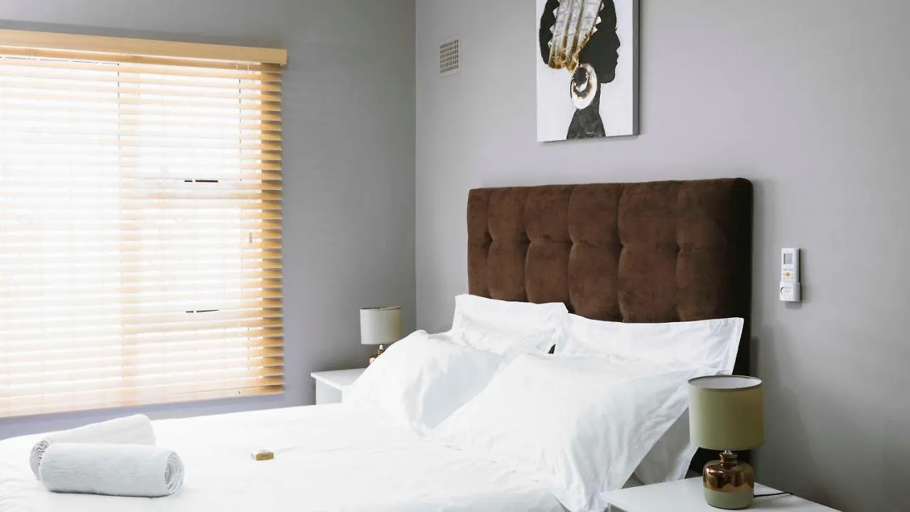 103Onwallace Self Catering Guest House Cape Town