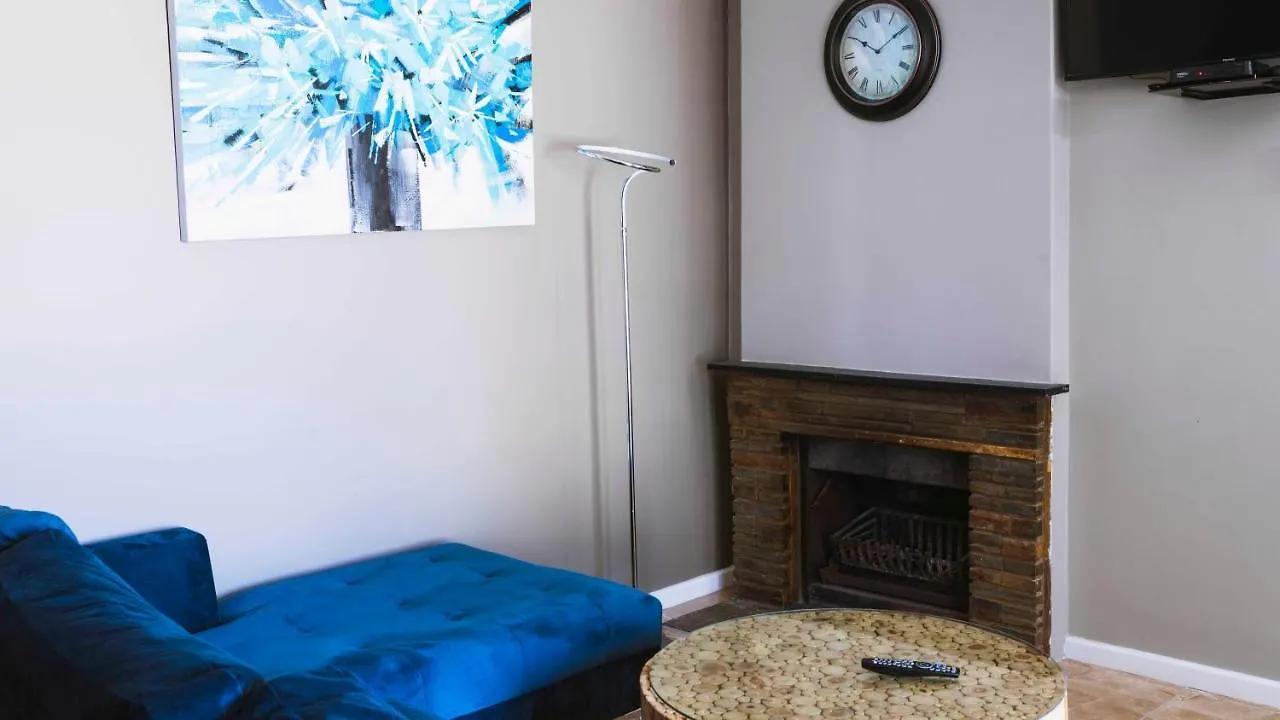 103Onwallace Self Catering Guest House Cape Town 2*,  Güney Afrika
