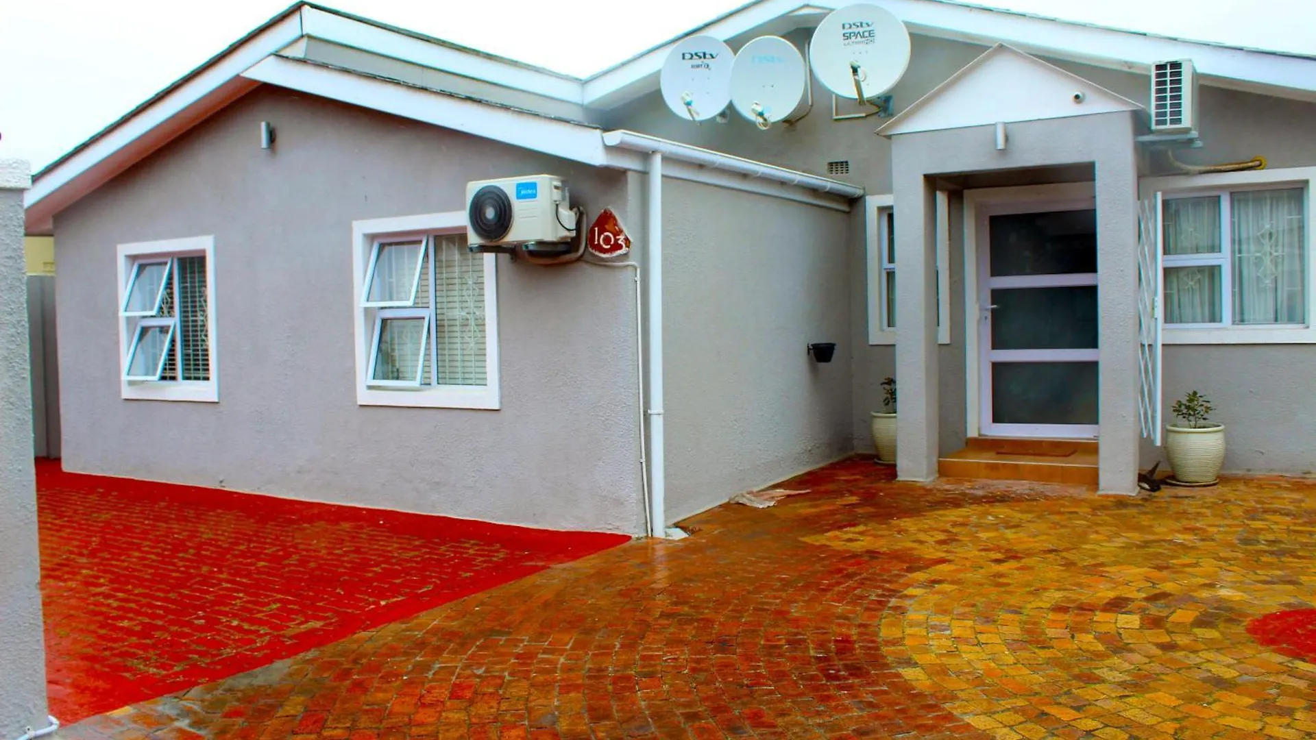 103Onwallace Self Catering Guest House Cape Town